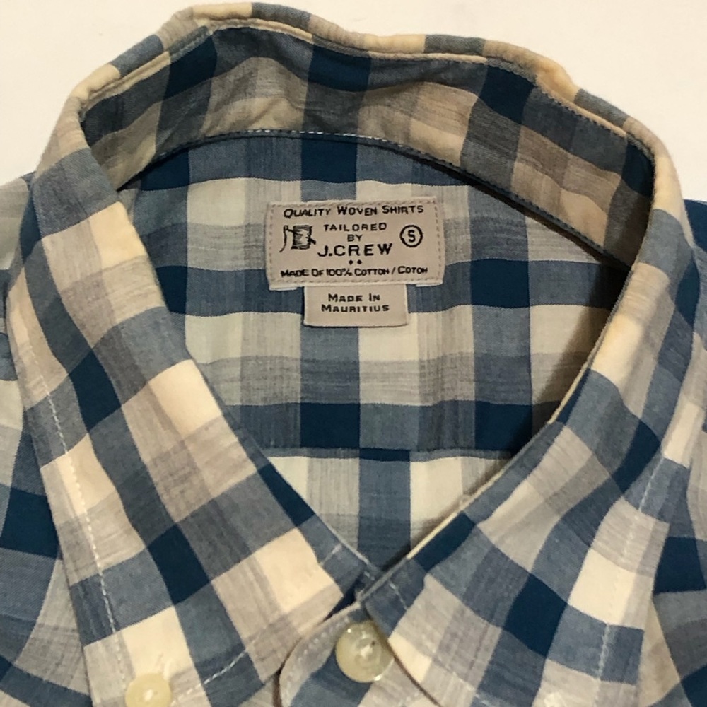 Long-Sleeve Button Down - Picture 6 of 8